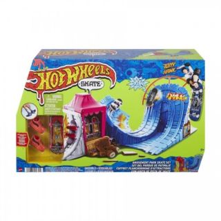 Hot Wheels Finger Skate Amusement Park Skate Set (HGT95)