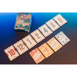 Brain Games Flip 7 Card Game (4751010191504)