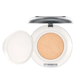 MAC Lightful C+ Foundation Light / SPF 50 / 12 g (773602440283)