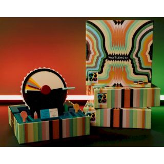 Brain Games Wavelength Board Game LV (H0572057)