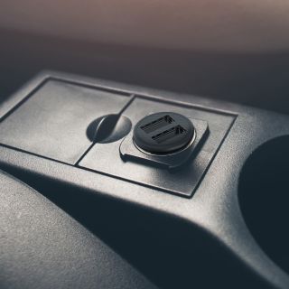 Autolaadija 2 x USB Yenkee YAC2012