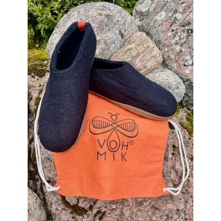 Viltsussid kummitallaga mustad